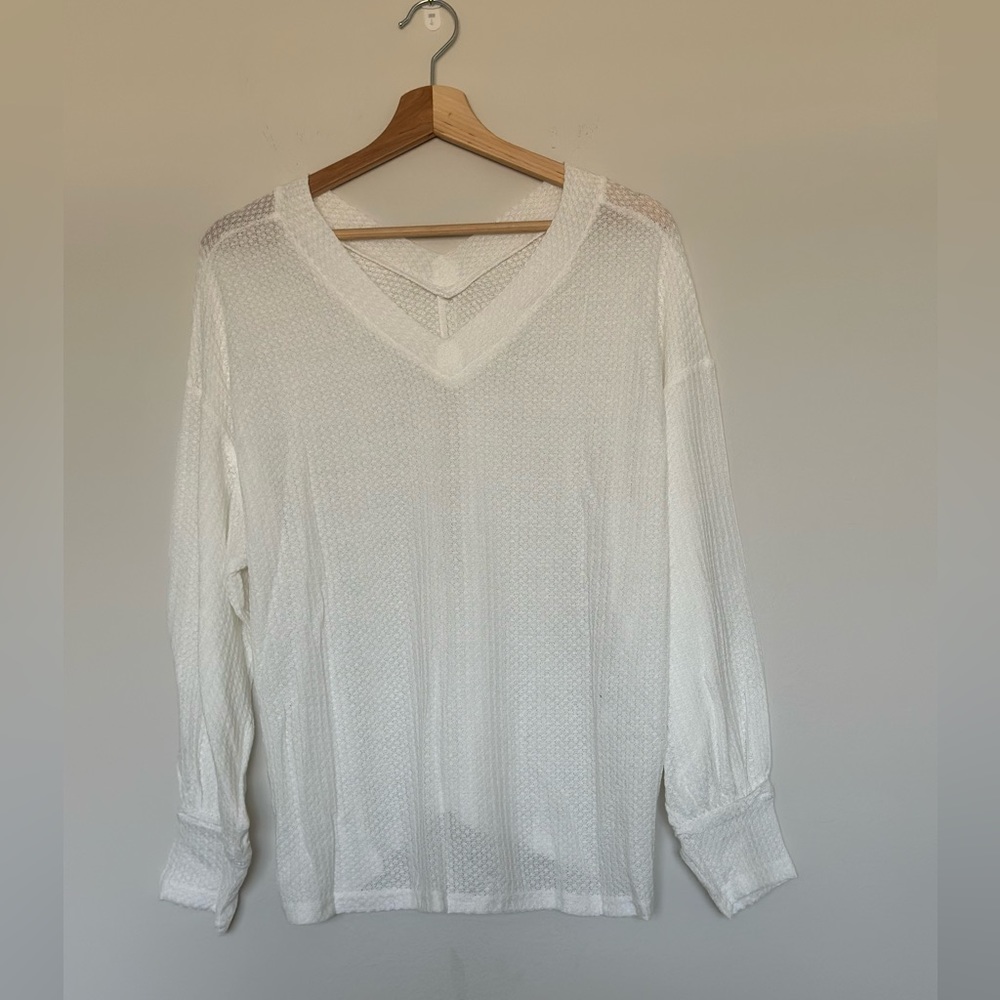 NWOT Woman’s off the shoulder Top